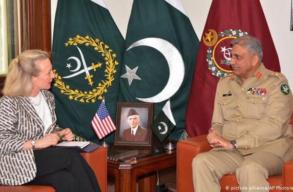 ایلس ویلز کا دورہ: کیا پاکستان گرے لسٹ سے نکل پائے گا؟