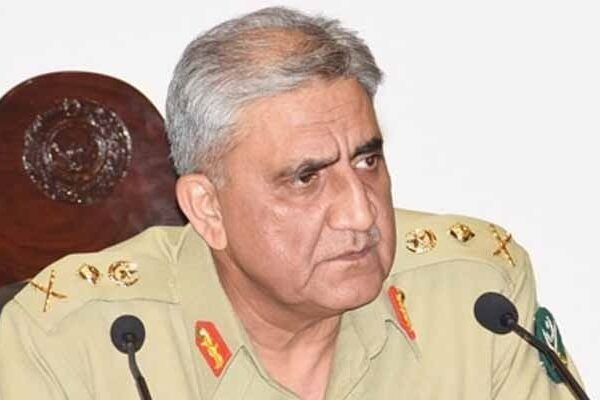 مسجد میں بے گناہوں کو نشانہ بنانے والے مسلمان نہیں ہو سکتے: آرمی چیف