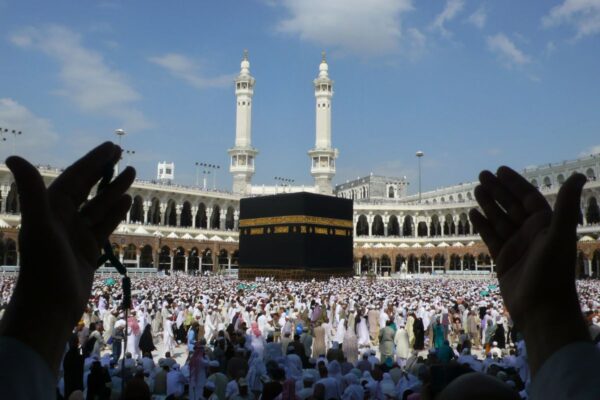 ریاست مدینہ میں حج بھی مہنگا
