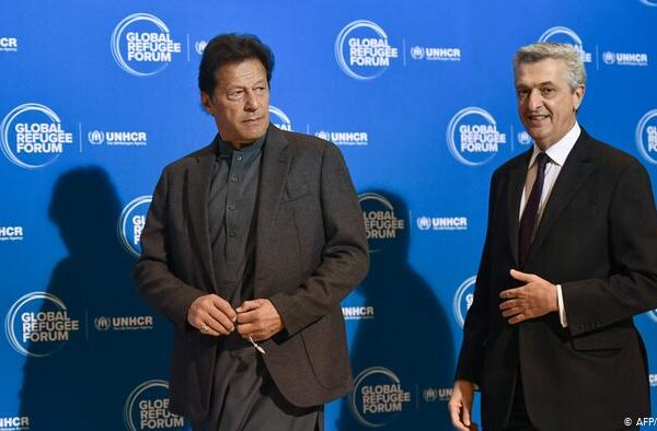 ایران کے خلاف جنگ ‘پاگل پن‘ ہو گی، عمران خان
