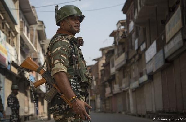 مقبوضہ کشمیر میں بھارتی فوجی محاصرہ اور کشمیری عوام کی پاکستان سے توقعات