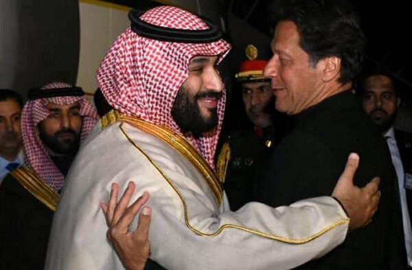 جمہوری مدوجزر، گرفتاریوں، رہائیوں، مؤثر عدالتی فیصلوں کا سال