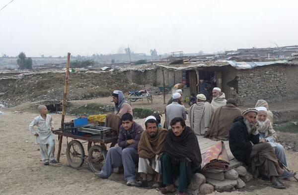 پی ٹی آئی کے دعوے اور عوامی غصہ