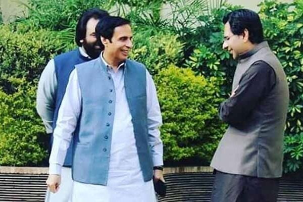 پنجاب میں ق لیگ نے عملی طور پر وزارت اعلیٰ سنبھال لی