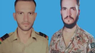 Soldiers Mohammad Shamim and Asad Khan