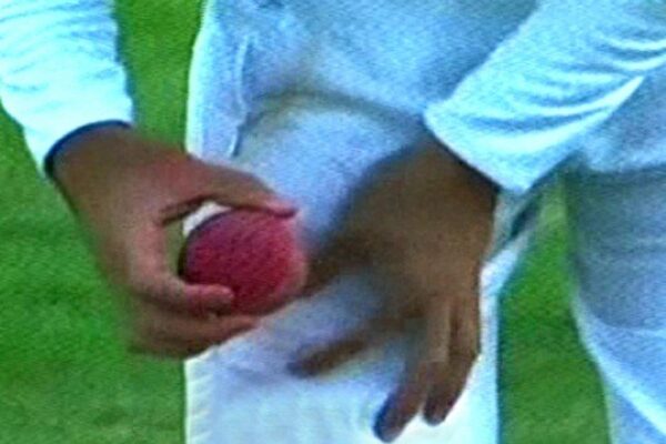 پی سی بی نے بال ٹیمپرنگ کا الزام مسترد کر دیا