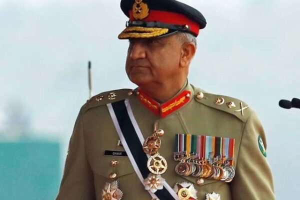 بھارت کے ہاتھوں کشمیریوں کو نقصان کے مدنظر صبر کا مظاہرہ کر رہے ہیں، آرمی چیف