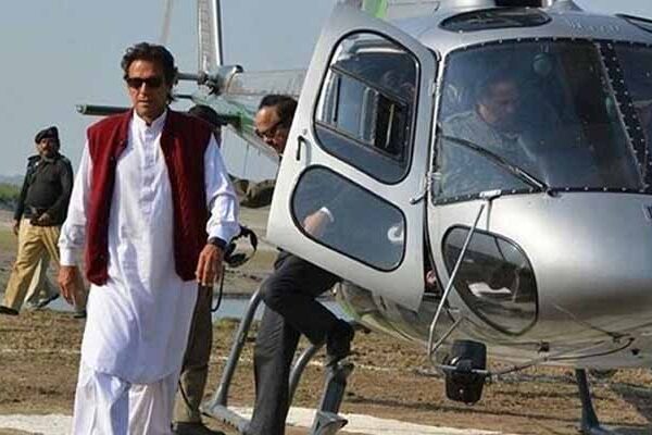 عمران خان کیخلاف ہیلی کاپٹر کیس بند کرنے پر نیب کی پراسرار خاموشی