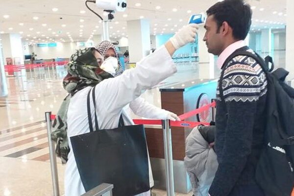 ساری دنیا ایک طرف، پاکستان ایک طرف!