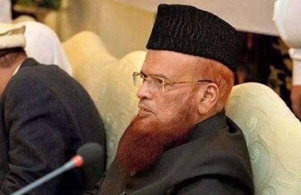 باجماعت نماز پر عائد حکومتی پابندی پر عملدرآمد کے پابند ہیں: مفتی تقی عثمانی