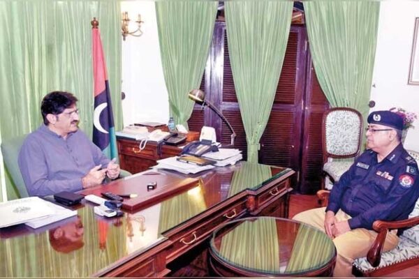 نئے آئی جی سندھ مشتاق احمد مہر نے عہدے کا چارج سنبھال لیا