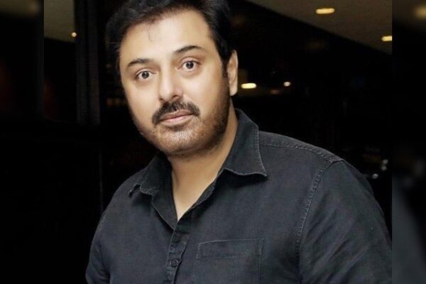 یوں ہی بے سبب نہ پھرا کرو، کوئی شام گھر پر بھی رہا کرو، نعمان اعجاز کا عوام کو پیغام