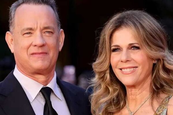 ہالی ووڈ اداکار ٹام ہینکس اور ان کی اہلیہ کی کورونا کو شکست دینے کے بعد گھر واپسی