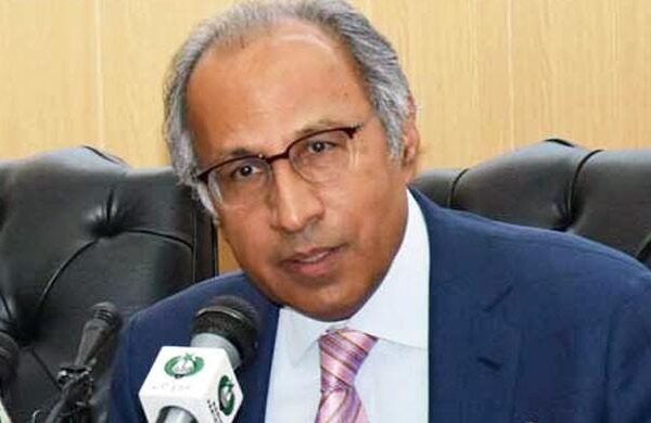 عوام بجلی اور گیس کے بل 3 ماہ کی تاخیر سے جمع کراسکتے ہیں: مشیر خزانہ