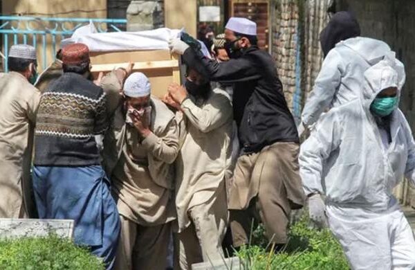 پاکستان میں کورونا سے 40 ہلاکتیں، کیسز کی مجموعی تعداد 2689 ہو گئی