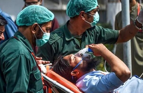 پاکستان میں کورونا سے آج مزید 5 اموات، ہلاکتیں 212 ہوگئیں، مجموعی کیسز 10 ہزار سے تجاوز کر گئے