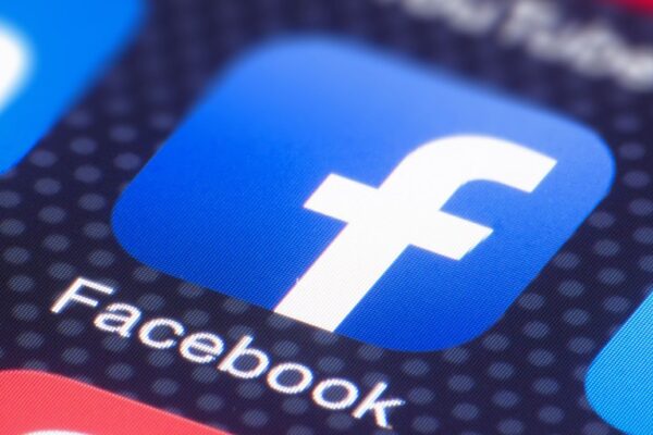 کورونا سے متاثرہ افراد  کیلیے فیس بک کا زبردست فیچر