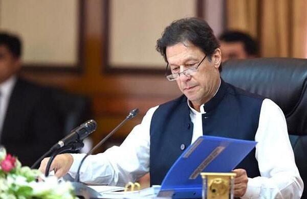 وزیراعظم عمران خان نے لاک ڈاؤن میں مزید 2 ہفتے توسیع کا اعلان کردیا