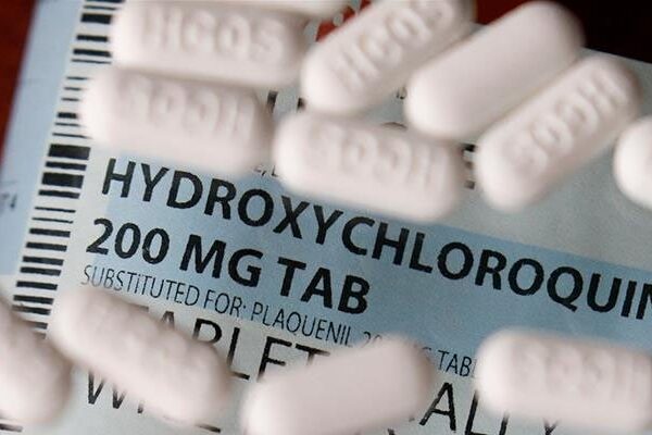 کورونا کے مریض کو ملیریا کی دوا دینے سے کیا خطرہ ہے؟ امریکی اتھارٹی نے خبردار کر دیا
