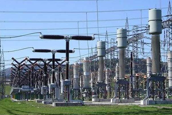 پاور سیکٹر سے سالانہ 100 ارب سے زائد کا نقصان پہنچایا گیا: رپورٹ وزیراعظم کو پیش