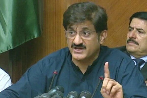 اس وقت صرف عوام کی زندگیوں کا سوچیں، وزیراعلیٰ سندھ کی ہاتھ جوڑ کر اپیل