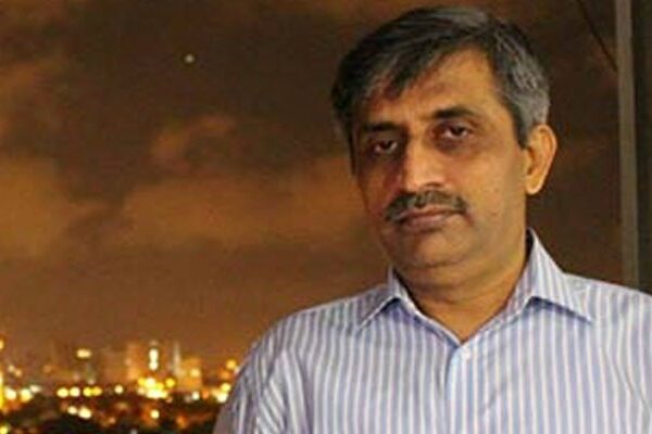 طیارہ حادثہ: سینئر صحافی انصار نقوی کی میت کی شناخت، نماز جنازہ آج ہو گی