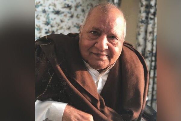 جیدی سے شہرت پانے والے نامور اداکار اطہر شاہ خان مداحوں سے بچھڑ گئے