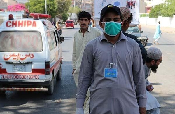 ملک بھر میں کورونا وائرس کے مریضوں کی تعداد 23 ہزار 906 ہو گئی