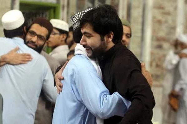 ملک بھر میں آج عیدالفطر سادگی سے منائی جا رہی ہے