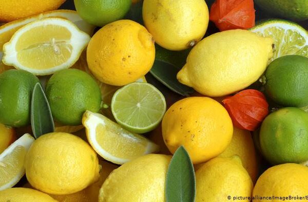 کورونا وائرس اور کووِڈ انیس کے خلاف اپنا تحفظ وٹامنز کے ساتھ کریں