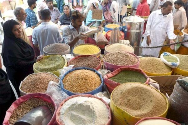 اختتام رمضان پر سرخ مرچ، چاول، دودھ سمیت 14 اشیا مہنگی