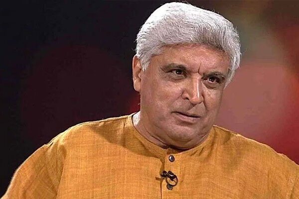 اذان سے متعلق متنازع ٹوئٹ پر جاوید اختر کو تنقید کا سامنا