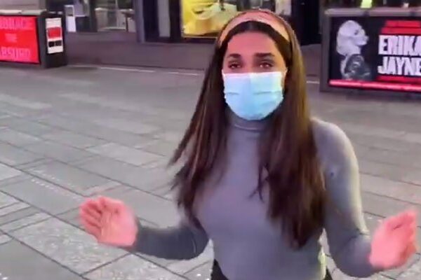 نیویارک میں کورونا کی صورتحال پر میرا کی ‘مخصوص’ انگریزی میں رپورٹنگ