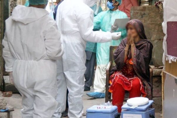 پاکستان میں کورونا کے مصدقہ کیسز 42 ہزار 125، جاں بحق افراد کی تعداد 903 ہو گئی