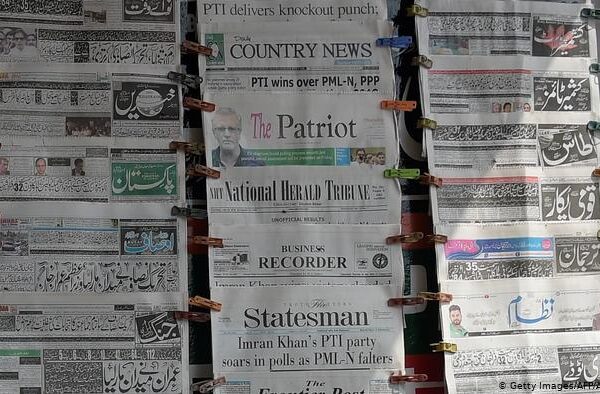 پاکستانی میڈیا ہاؤسز کورونا وائرس کے گڑھ