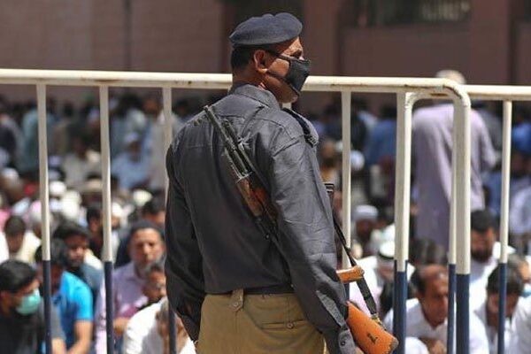 کراچی میں کورونا سے متاثرہ پہلا پولیس اہلکار شہید
