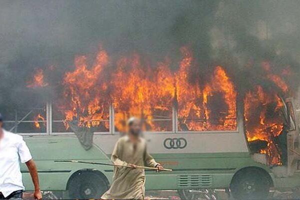 سانحہ 12 مئی کو 13 سال بیت گئے، تاحال واقعے کے ذمے داروں کو سزا نہ ہو سکی