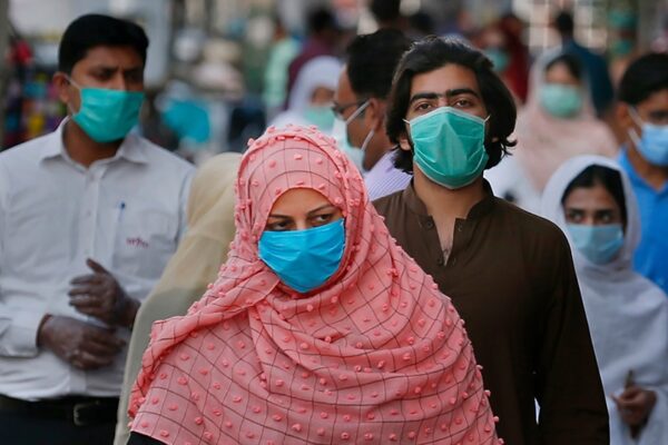 ملک میں آج اب تک کورونا سے مزید 31 ہلاکتیں، 1099 نئے کیسز رپورٹ
