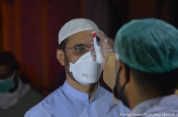 پنجاب میں کورونا بحران سنگین، ہسپتالوں میں جگہ ختم