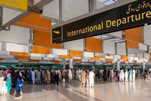 دبئی نے پاکستان میں کورونا ٹیسٹنگ کا نظام مرتب ہونے تک پروازیں معطل کر دیں
