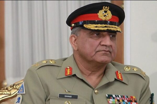 چیف آف آرمی اسٹاف و ڈائریکٹر جنرل آئی ایس آئی کا دورہ افغانستان امن کی امیدیں