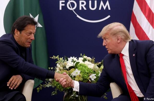 اسامہ بن لادن کو ’شہید‘ کہنے پر عمران خان تنقید کی زد میں