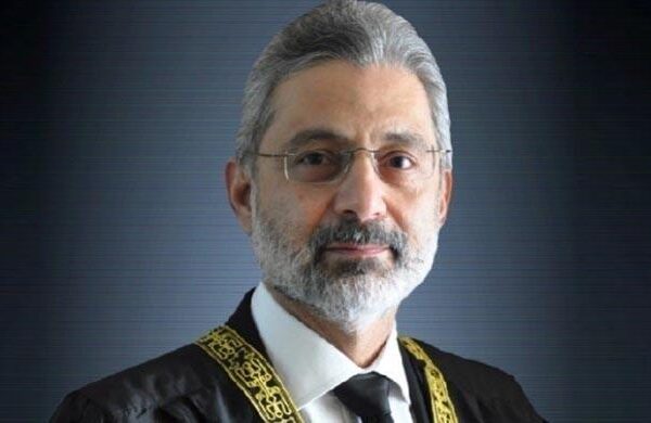 سپریم کورٹ نے جسٹس فائز عیسیٰ کیخلاف صدارتی ریفرنس کالعدم قرار دیدیا