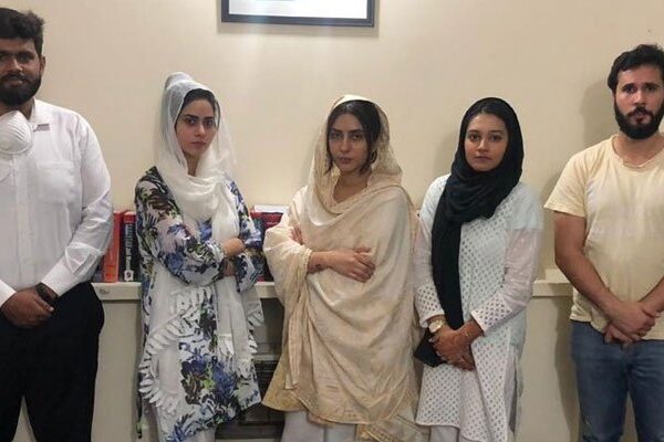 ماڈل عظمیٰ خان نے کاروباری شخصیت کی بیٹیوں کیخلاف دائر مقدمہ واپس لے لیا