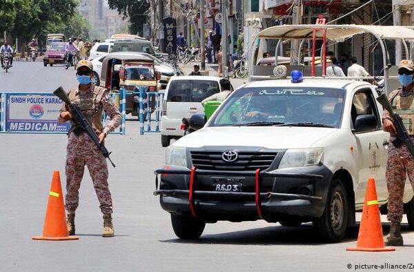پاکستان میں کورونا: ایک دن میں ڈیڑھ سو سے زائد اموات