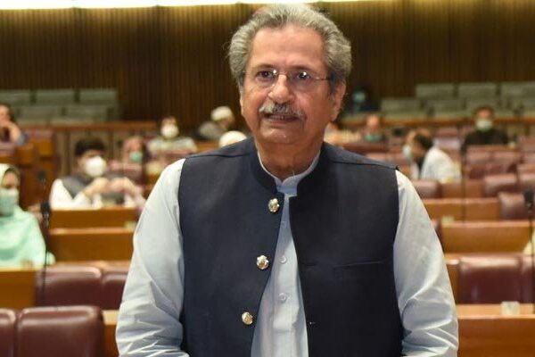 تعلیمی اداروں سے متعلق فیصلہ 2 جولائی کو کریں گے: وفاقی وزیر تعلیم