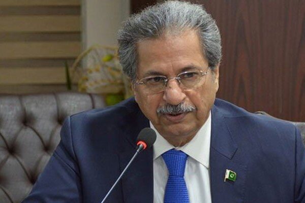 ضابطہ کار کے تحت اسکول کھولنے پر غور کیا جا رہا ہے: شفقت محمود
