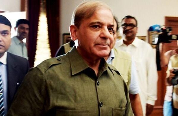 عدالت نے نیب کو شہباز شریف کو گرفتار کرنے سے روک دیا