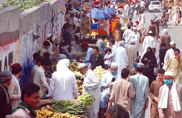 پیٹرولیم مصنوعات کی قیمتیں بڑھتے ہی مہنگائی میں اضافہ