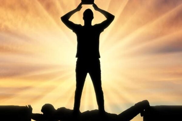 خود پسند افراد اپنی غلطیوں سے سبق نہیں سیکھتے